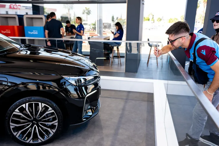 İşte yerli otomobil Togg’un ilk sedan modeli: T10F TEKNOFEST Adana'da görücüye çıktı!