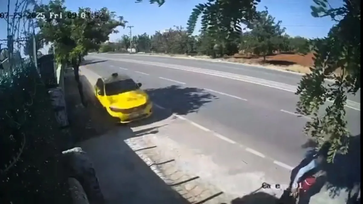 Göz göre göre ezdi! Kardeşleri ölüm ayırdı Göz göre göre ezdi! Kardeşleri ölüm ayırdı