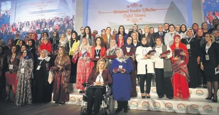 Emine Erdoğan’dan girişimci kadın çiftçilere ödül