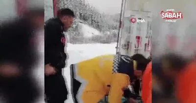 AFAD, kar nedeniyle mahsur kalan hastaları böyle kurtardı | Video