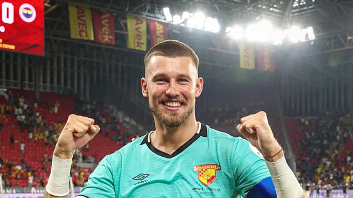 Göztepe'de Mateusz Lis ilki yaşadı