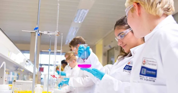 Kimya mezunları nerelerde, hangi sektörlerde çalışır? Kimya bölümü mezunları ne iş yapar, iş olanakları nelerdir?