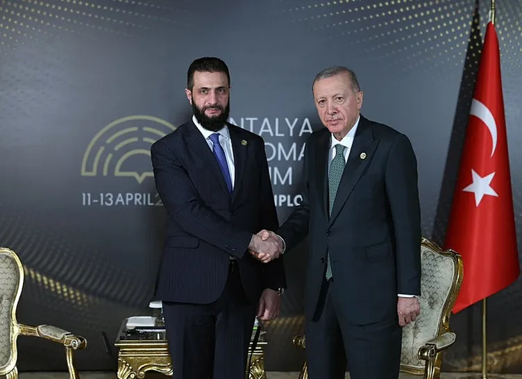 Tarihi forumda ikinci gün: Antalya Diploması Forumu gündeminde barış var