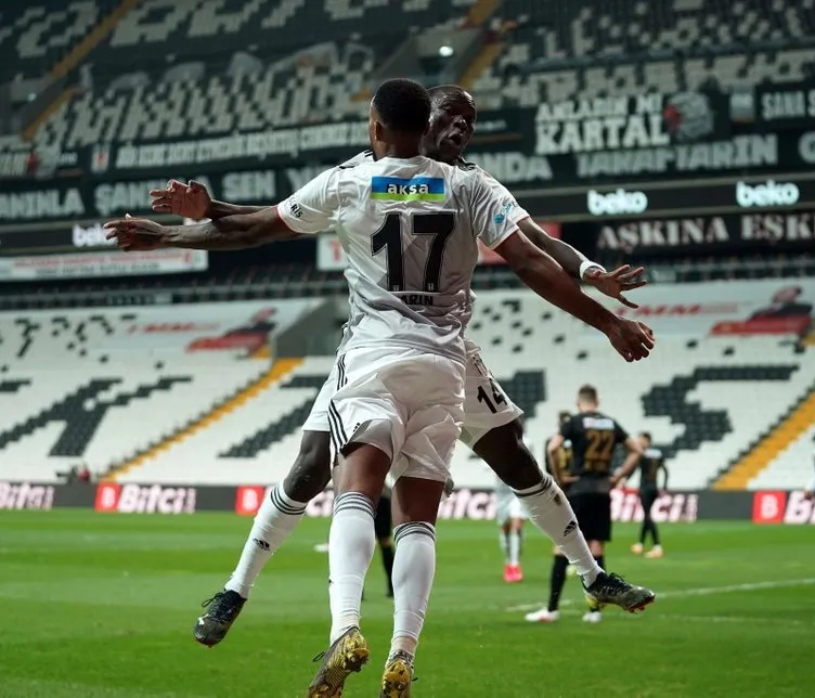 Son dakika: Beşiktaş’ta Aboubakar-Larin fırtınası! Dünyaca ünlü isimleri ezip geçtiler