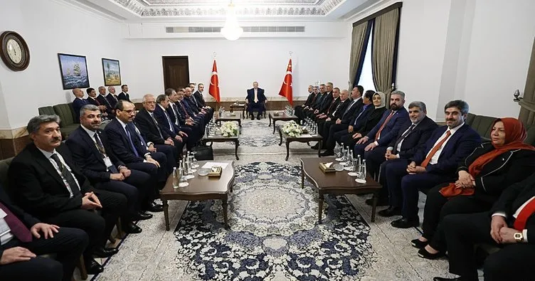 Başkan Erdoğan, Bağdat’ta Irak Türkmen toplumu temsilcilerini kabul etti.