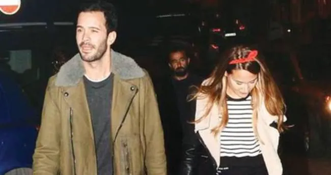 Maftunkor lesbiyanlar Madison Ayvi va uning dostlari kunnilingus oynashdi