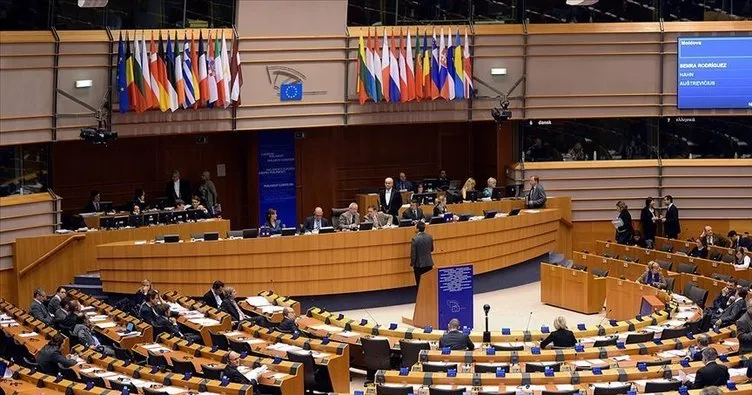Avrupa Komisyonu Yunan tahrikine arka çıktı: Skandal sözler...