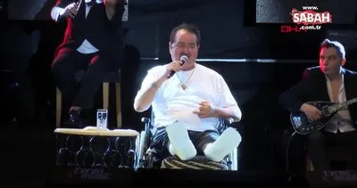 İbrahim Tatlıses, tekerlekli sandalye ile konser verdi