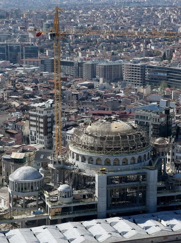 Taksim'e yapılan caminin yüzde 90'ı tamamlandı