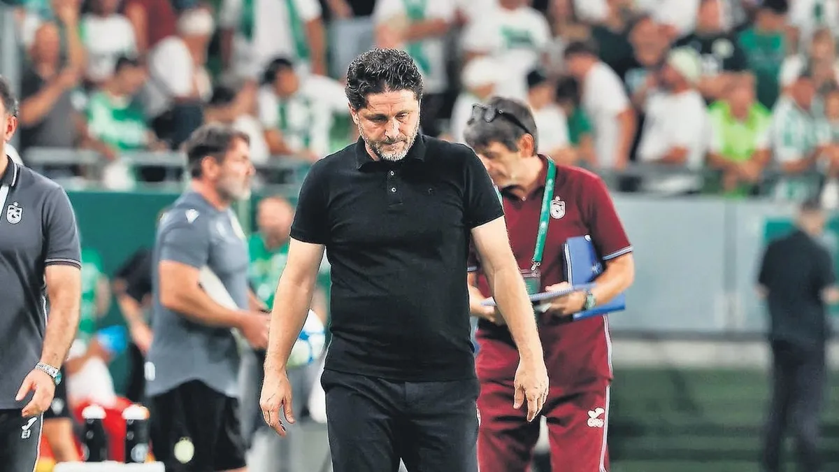 Fatih Tekke bıraktı